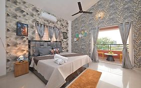 Empyrean Stay Ll 2Bhk II Lucifer Villa Ll Private Pool II